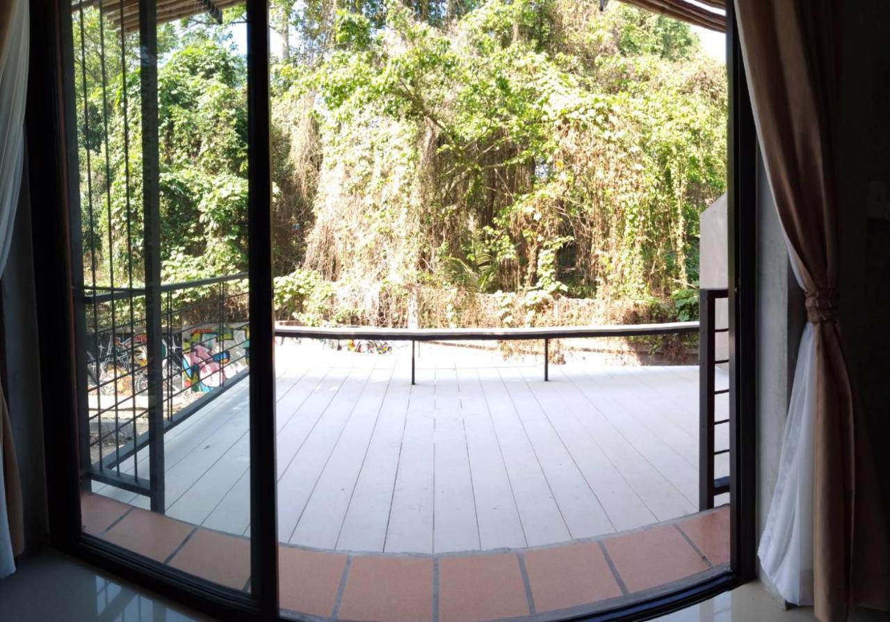 White Jail At Koh Tao Hostel Exteriér fotografie