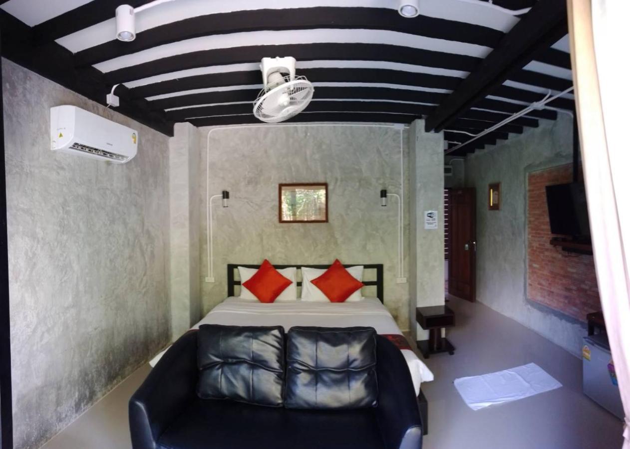 White Jail At Koh Tao Hostel Exteriér fotografie