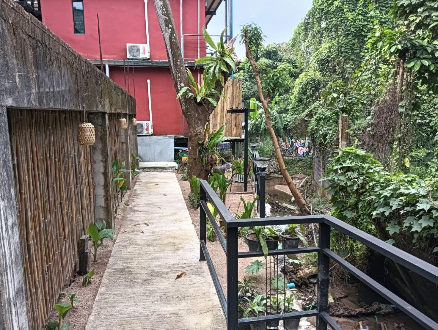 White Jail At Koh Tao Hostel Exteriér fotografie