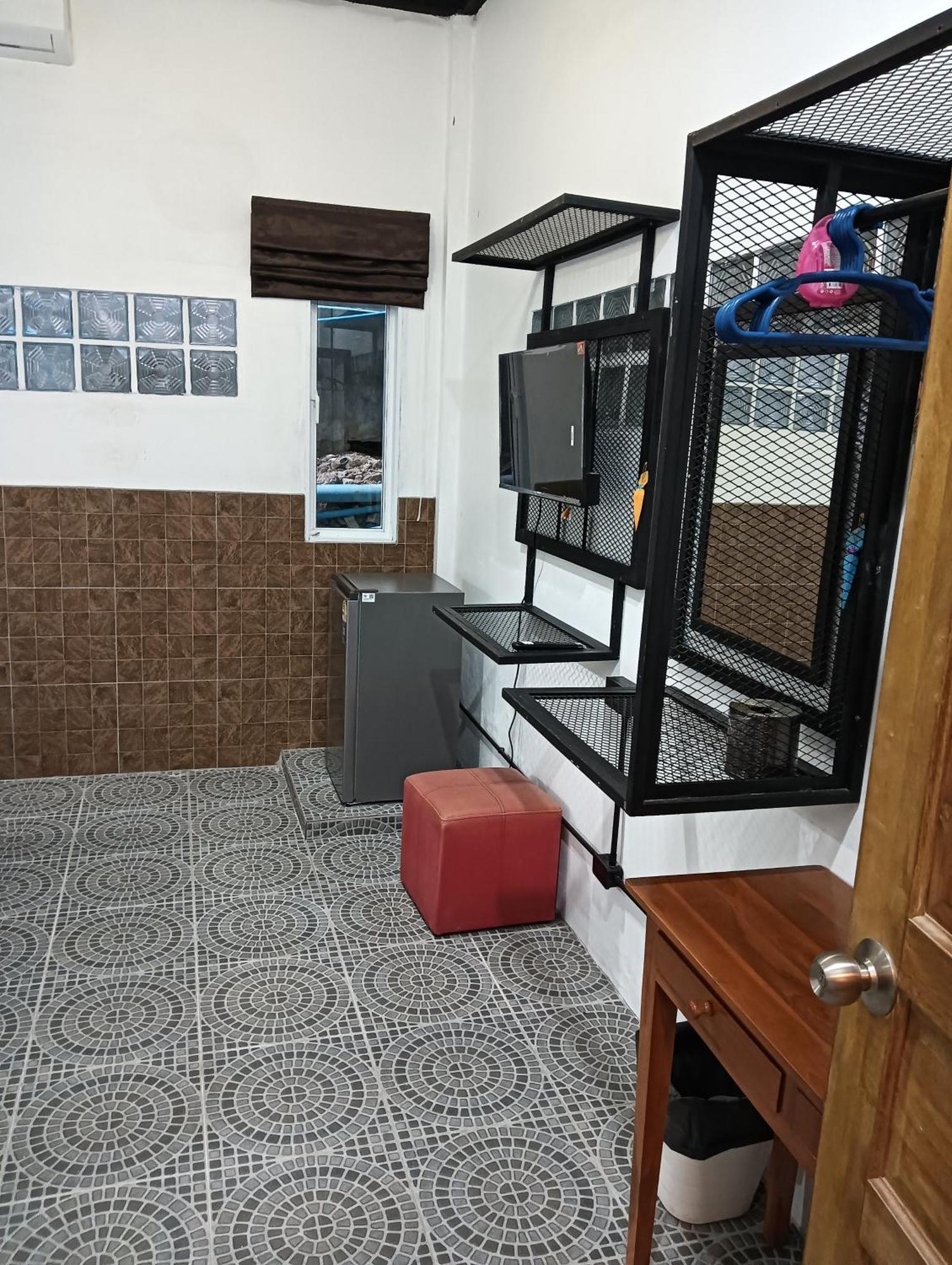 White Jail At Koh Tao Hostel Exteriér fotografie